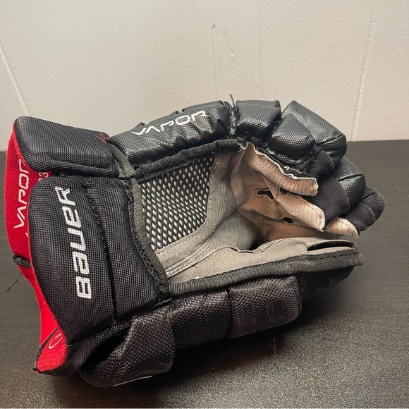 Bauer Vapor 1X Lite 13” Hockey Gloves Free Flex - Black - Picture 9 of 11